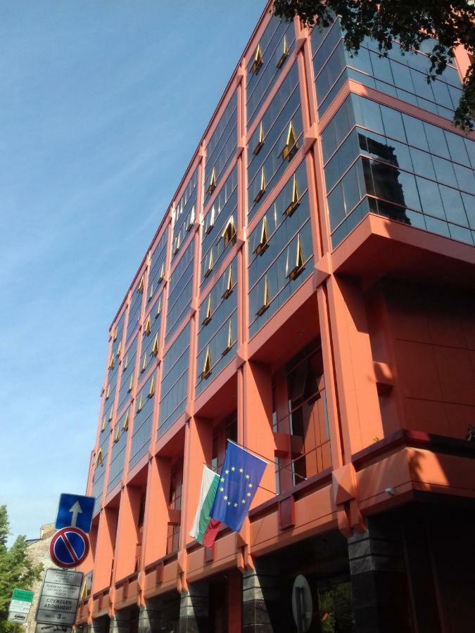 Serdika Round Tower Apartments Sofia Exterior photo